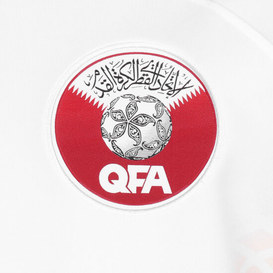 Katar Trikot Away Stadium WM 2022 Herren, weiß / rot, zoom bei OUTFITTER Online