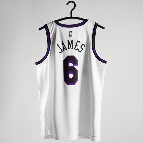 NBA Los Angeles Lakers LeBron James City Edition Swingman Trikot Herren, weiß / lila, zoom bei OUTFITTER Online