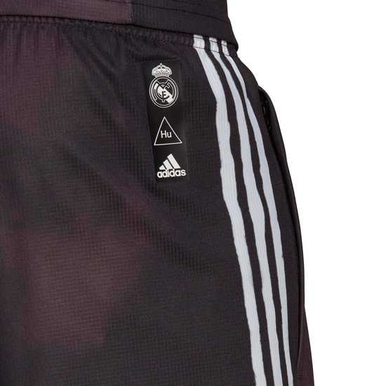 Real Madrid Human Race FC Shorts Herren, schwarz / weiß, zoom bei OUTFITTER Online