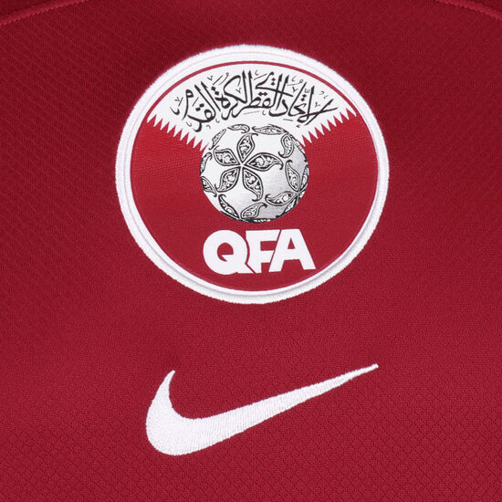 Katar Trikot Home Stadium WM 2022 Herren, rot / weiß, zoom bei OUTFITTER Online